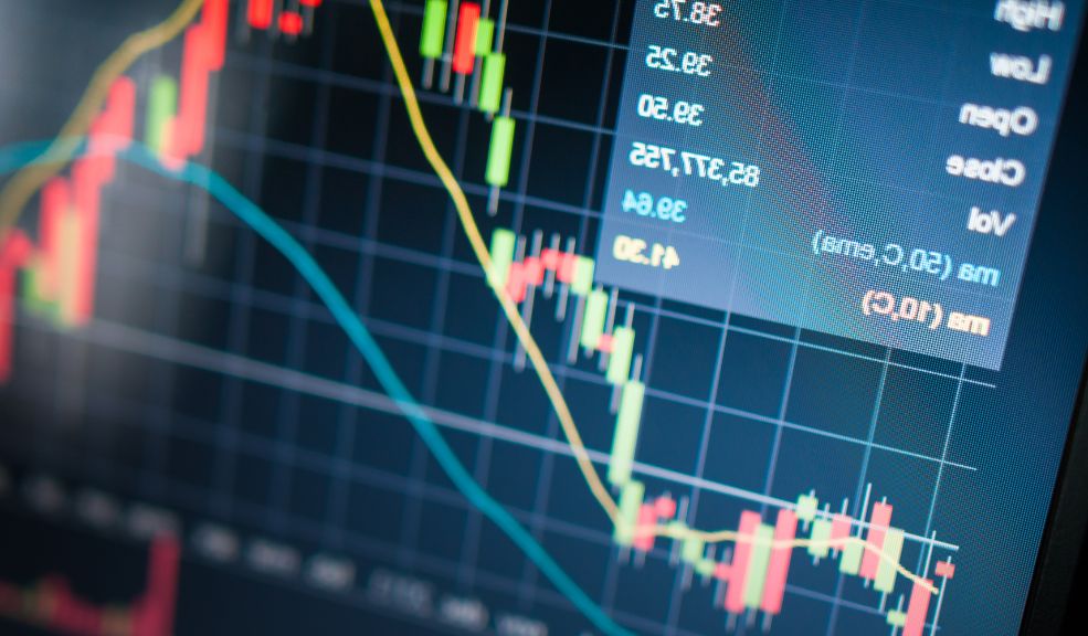 Toyota cayó en la bolsa de Tokio desde 2003 llevaba liderando en Japón